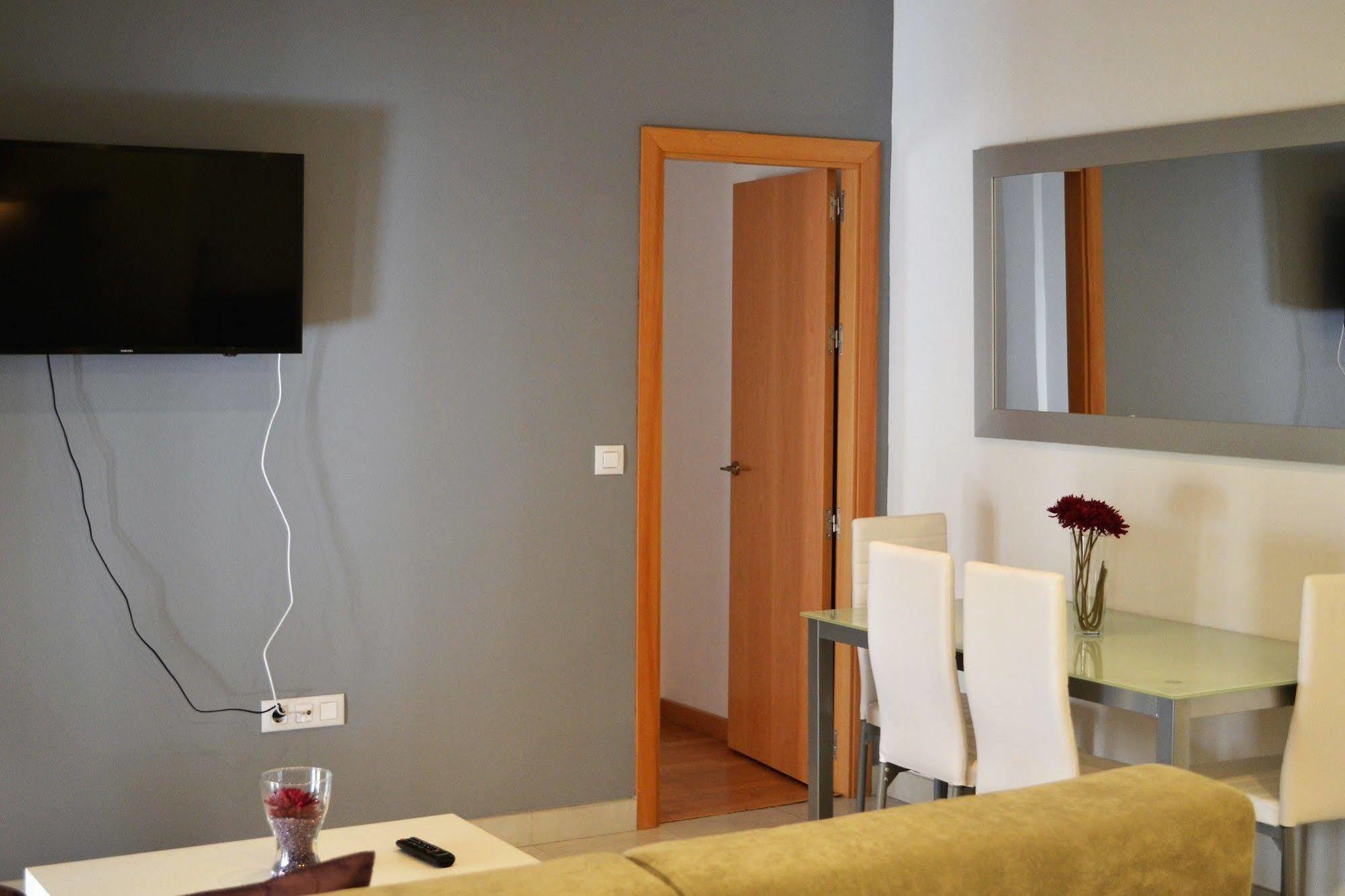 Plaza De La Encarnacion Apartments Севиля Екстериор снимка