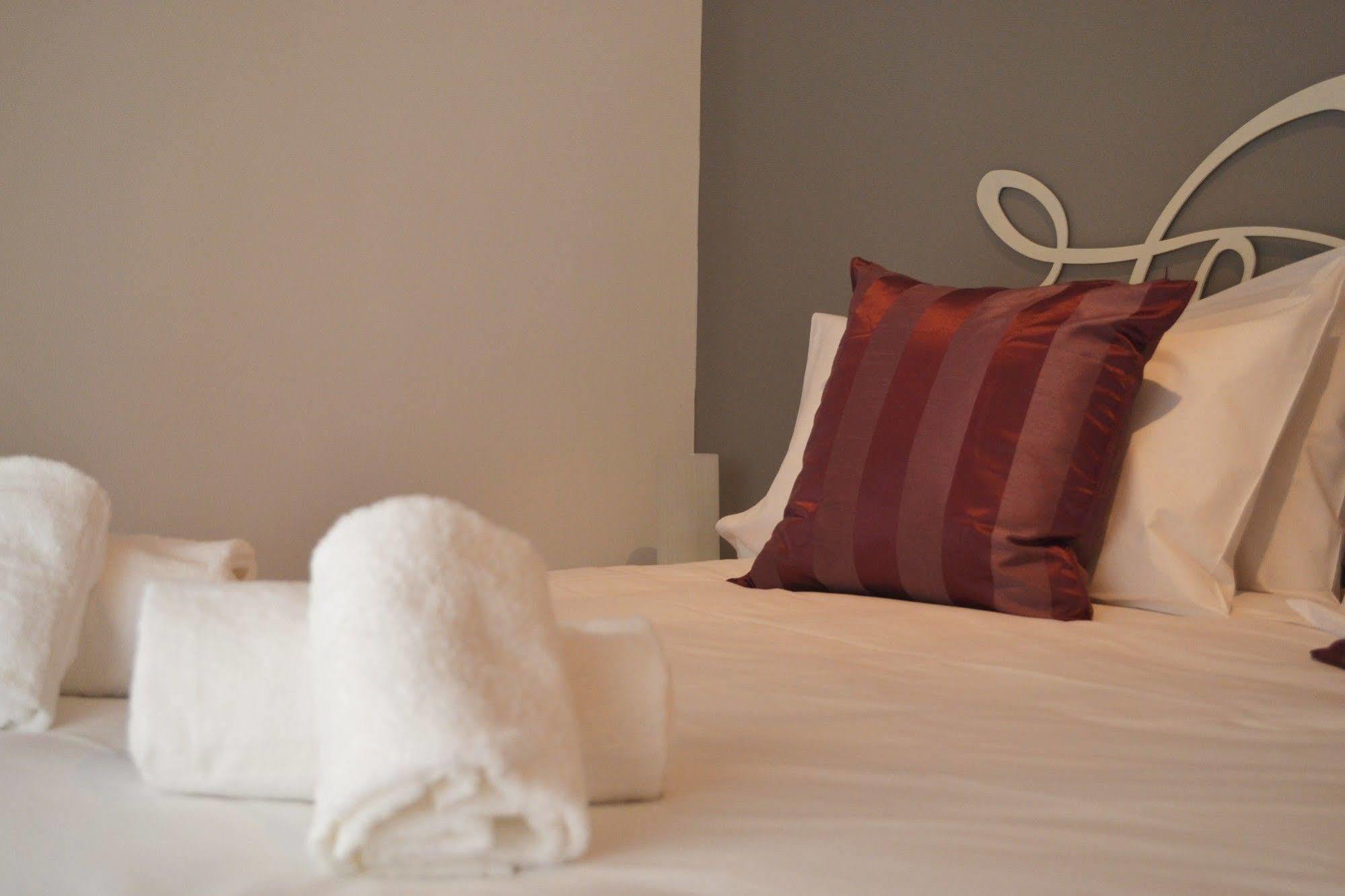 Plaza De La Encarnacion Apartments Севиля Екстериор снимка