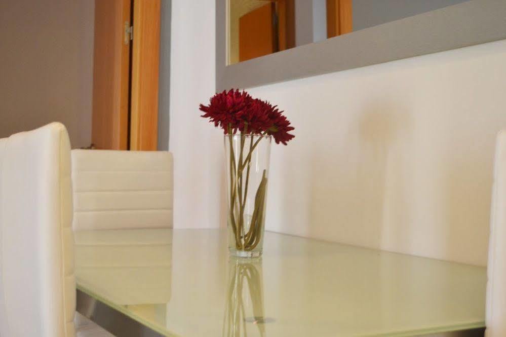 Plaza De La Encarnacion Apartments Севиля Екстериор снимка