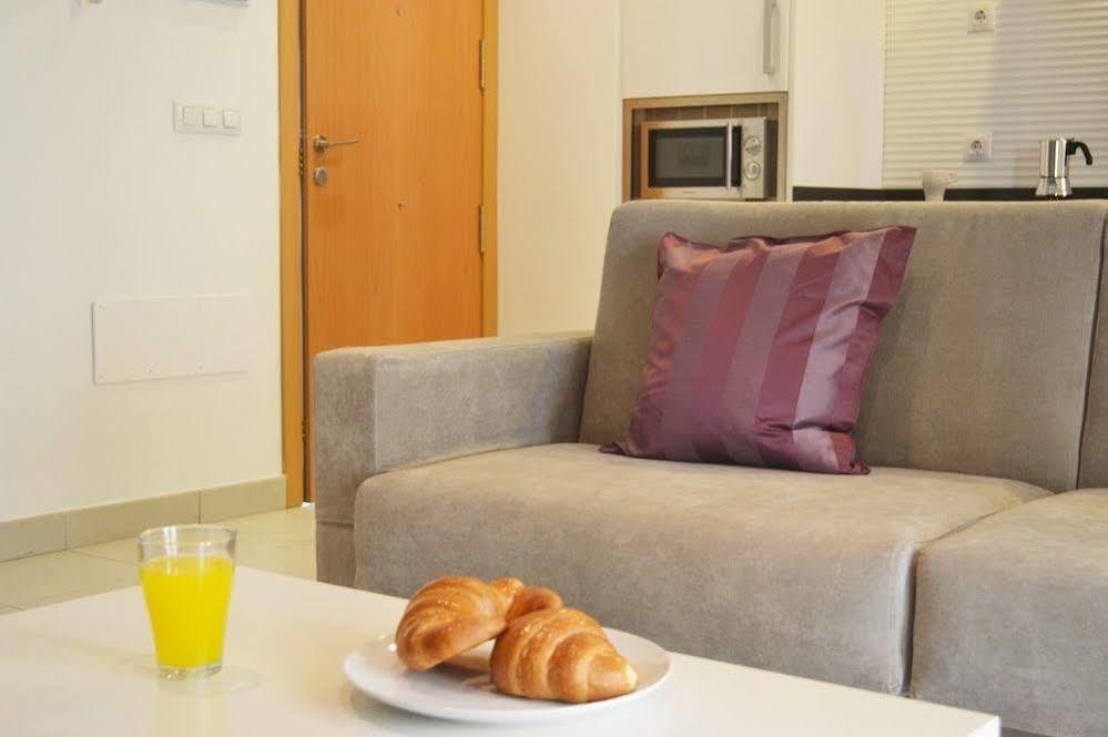 Plaza De La Encarnacion Apartments Севиля Екстериор снимка