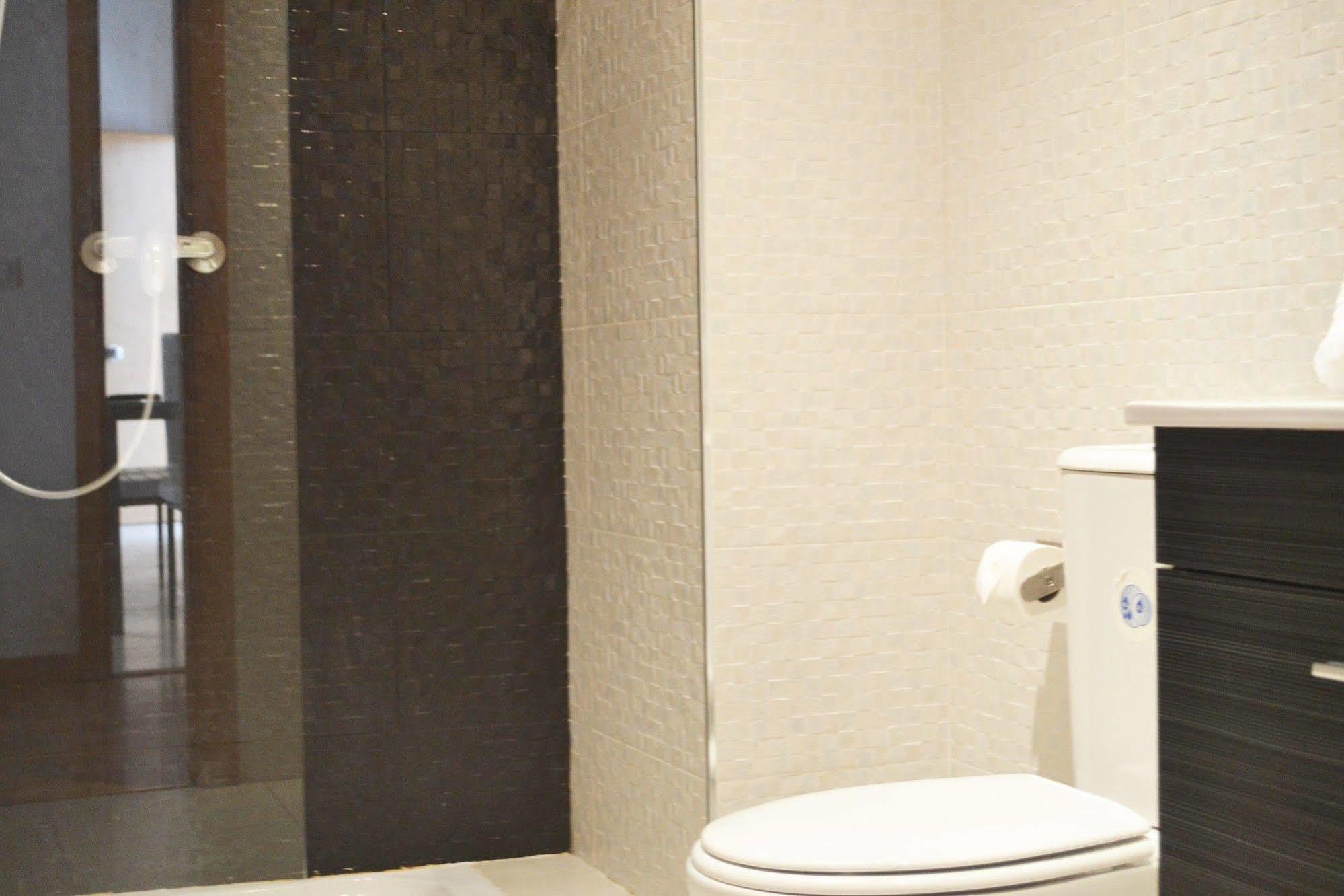 Plaza De La Encarnacion Apartments Севиля Екстериор снимка