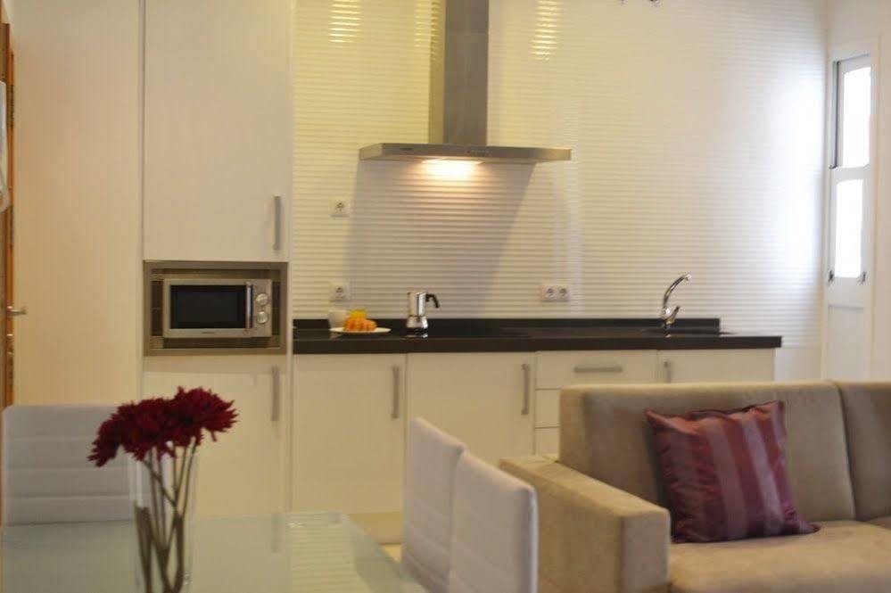 Plaza De La Encarnacion Apartments Севиля Екстериор снимка
